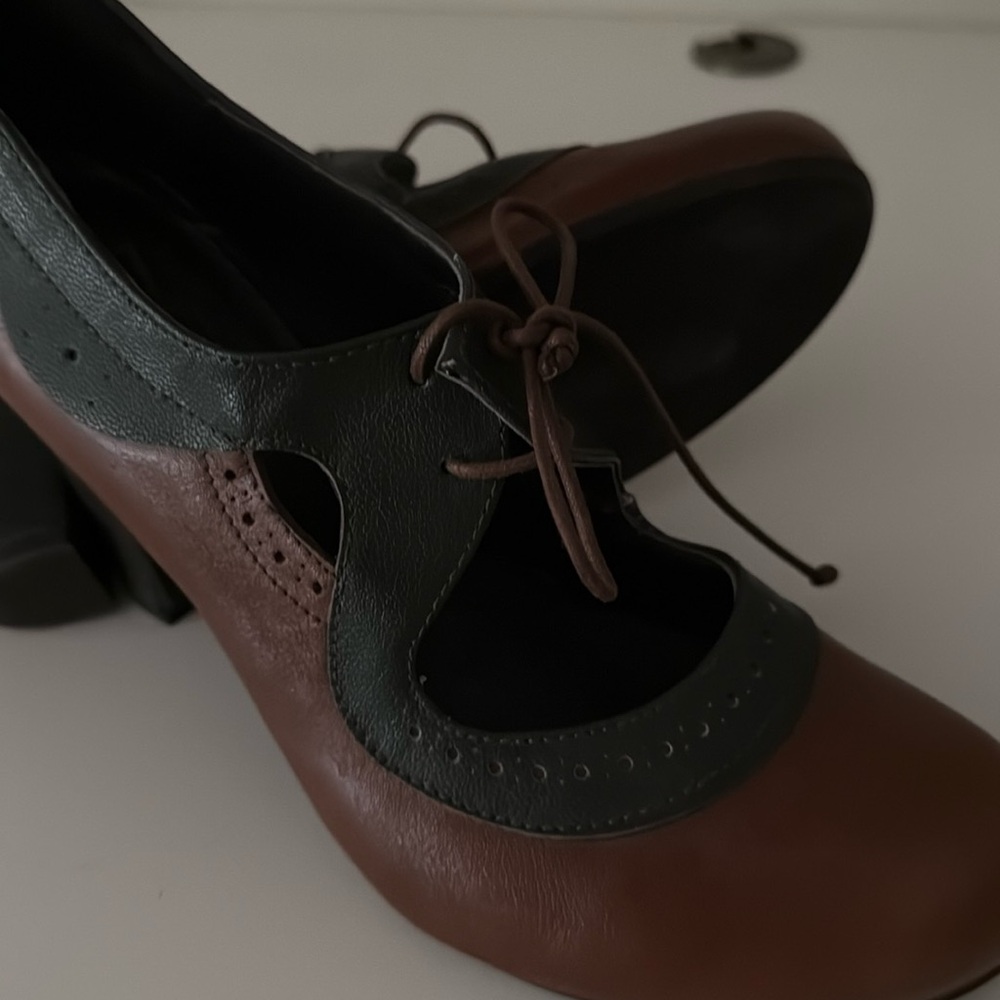 Miz Mooz 1940s retro style heels - Picture 6 of 7
